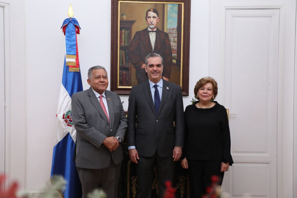 Presidente dominicano comienza agenda de trabajo  en Madrid en el marco de FITUR 2022