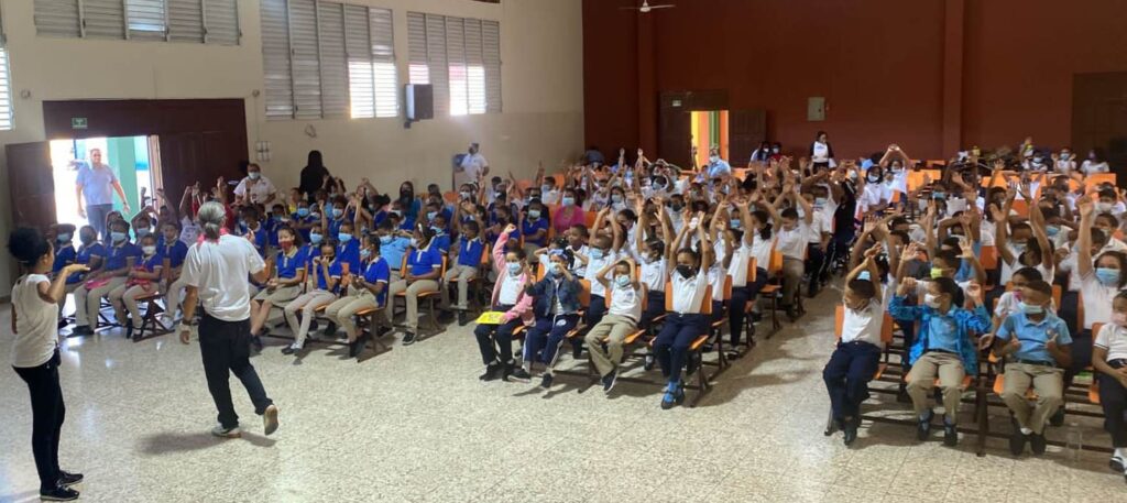 Más de tres mil participan en proyecto cultural “Adolfo, el niño cocolo”