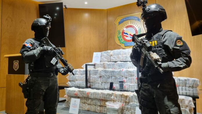 Autoridades dominicanas rompen récord al incautar durante este año más de 31 toneladas de drogas