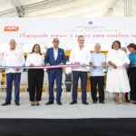 Presidente Abinader deja iniciado Sistema Nacional de Movilidad Escolar e inaugura escuela en La Victoria