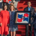 Vicepresidenta Raquel Peña encabeza acto de homenaje a la Bandera Nacional