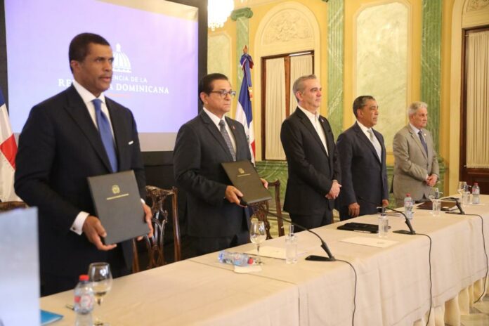 Gobierno dominicano, Montefiore y UASD firman memorándum de entendimiento para acceso a atención médica y educación de alta calidad,