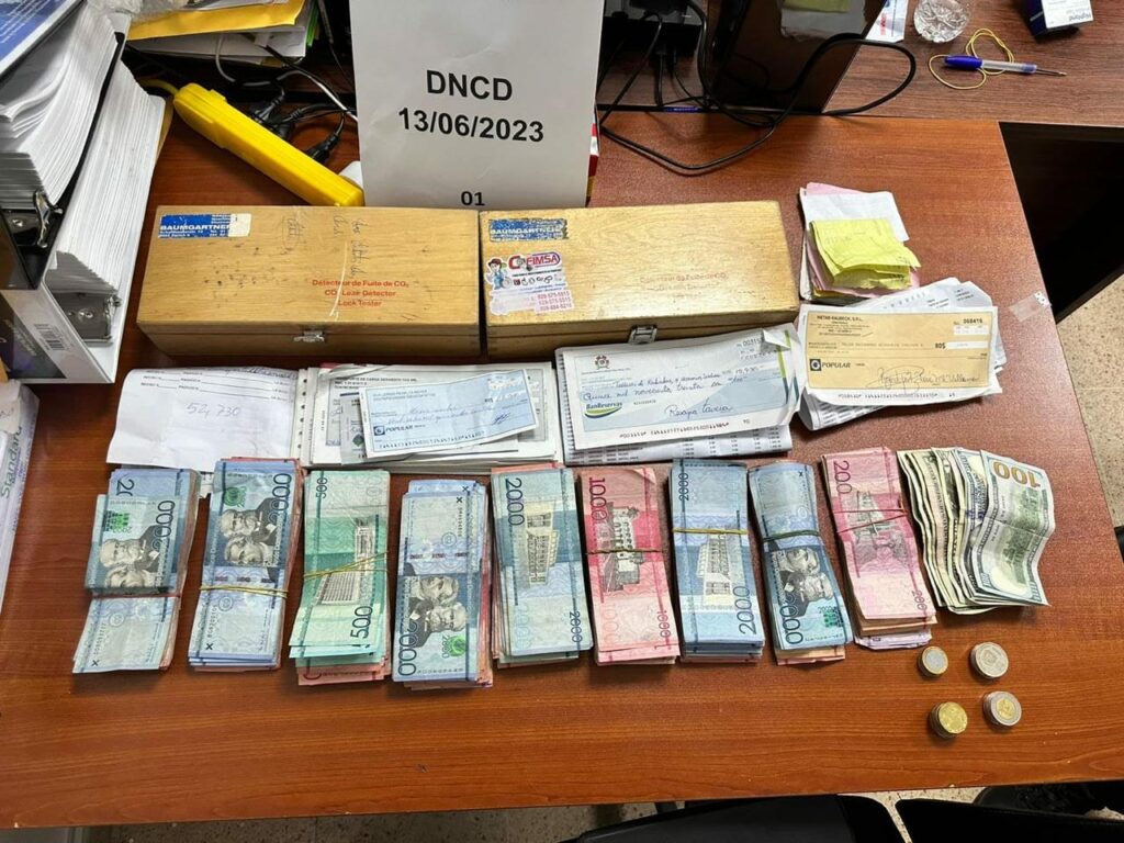 En Operación Halcón IV organismos de investigación ocuparon cocaína, vehículos, inmuebles, armas y dinero en efectivo a estructuras del crimen organizado