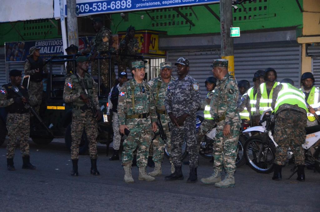 Militarizan el Barrio Capotillo en RD
