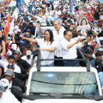 Miles de simpatizantes se lanzan a las calles del Distrito Nacional en apoyo de Luis Abinader y candidatos congresuales