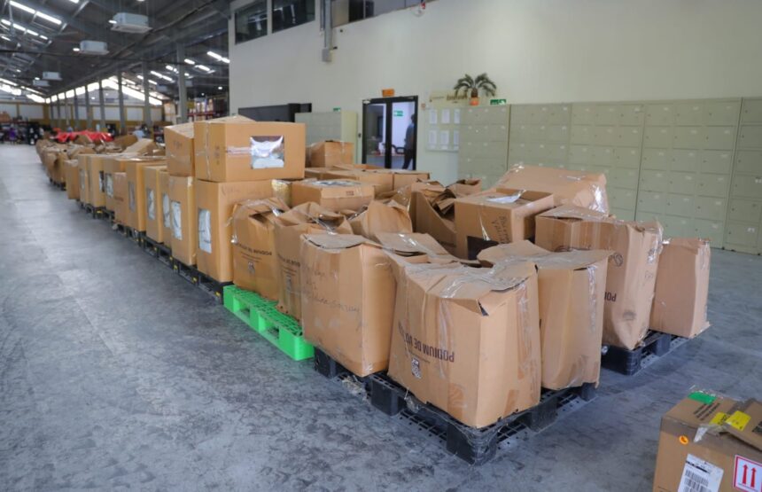 La JCE inicia proceso de trituración de material sobrante de las elecciones de mayo 2024