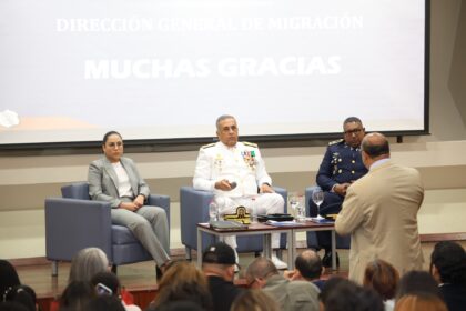 PUCMM realiza conversatorio sobre la regulación migratoria en RD