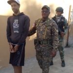 Ejército y Migración requisan hotel en Montecristi, detienen indocumentados y ocupan porciones de sustancias narcóticas