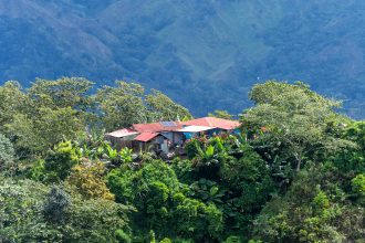Energía y Minas lleva electricidad a más de 850 comunitarios de El Rosalito, en Ocoa