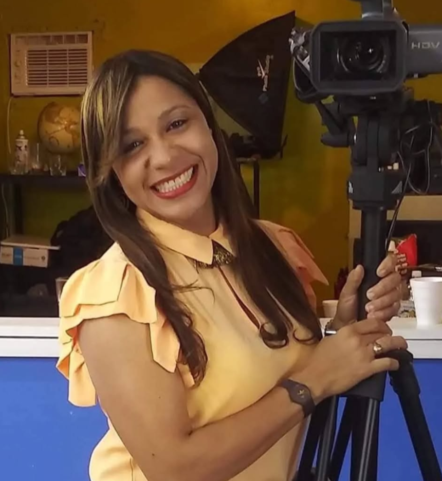 Karolina Martinez (Reportera gráfica Psicóloga-Periodista)
