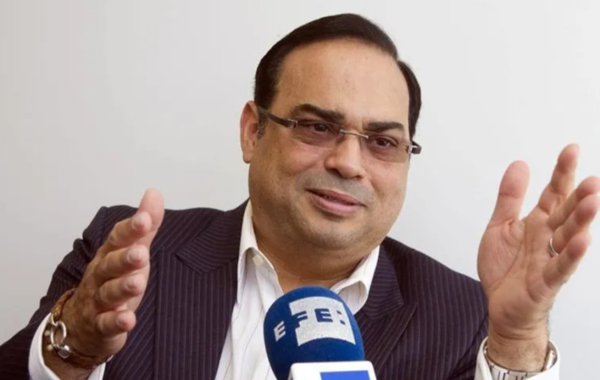 Fotografía tomada el pasado 21 de septiembre en la que se registró al cantante puertorriqueño Gilberto Santa Rosa, quien nació en la localidad puertorriqueña de Santurce, el 21 de agosto de 1962. EFE/Archivo