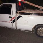 Apresan hombre llevaba 8 haitianos debajo de tablas de madera en una camioneta en San Juan de la Maguana