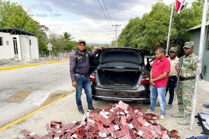 Arrestan cabo de la policía con 80 mil cigarrillos de contrabando en Elías Piña