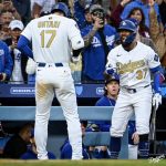 Ohtani celebra cuadrangular junto a Hernández (Imagen/Fuente Externa).