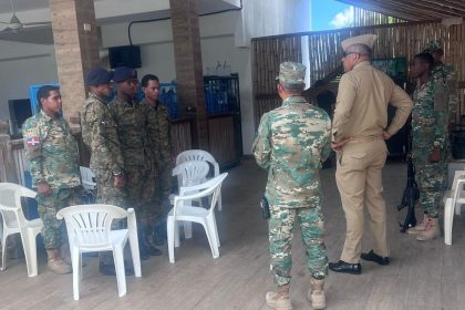 Director de migración supervisa la base operaciones de Friusa; continúan las detenciones y deportaciones de ilegales