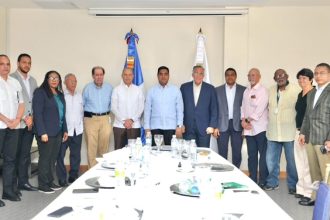 Miembros del Comité Organizador Santo Domingo 2026 (Imagen/Fuente Externa)