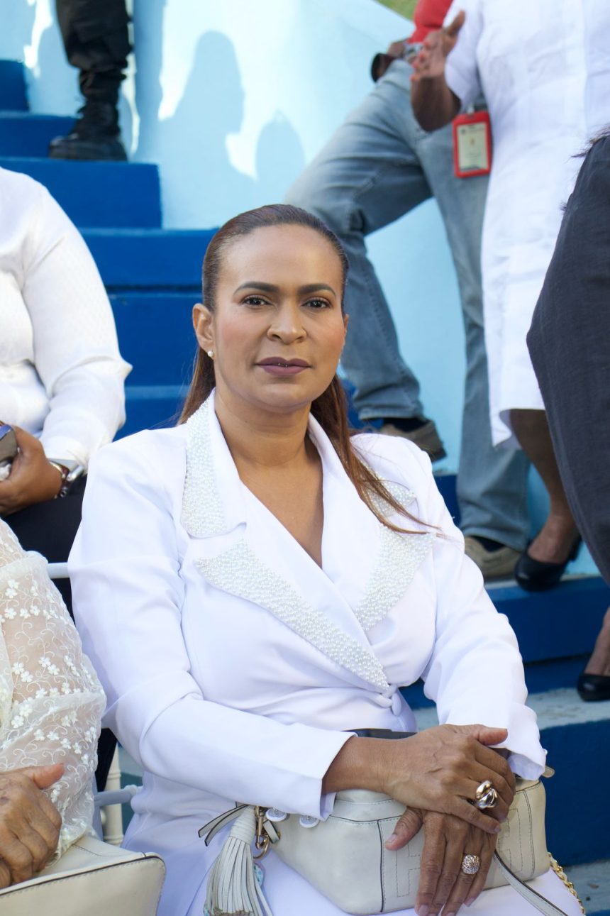 Regidora Adhamilka Espinal destaca importancia de la rendición de cuentas en Santo Domingo Oeste