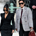 La estrella estadounidense de la telerrealidad Kim Kardashian y su madre, Kris Jenner, salen el 13 de mayo de 2025 del tribunal de París donde se juzga a los acusados del robo que sufrió en la capital francesa en 2016 (Leo Vignal