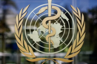 Imagen del logotipo de la Organización Mundial de la Salud en la sede de la OMS en Ginebra, Suiza, 11 de junio de 2019 - Créditos: @Anja Niedringhaus