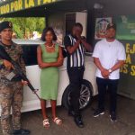 Envían a la justicia a dos dominicanos y un haitiano por tráfico de inmigrantes indocumentados en San Juan de la Maguana