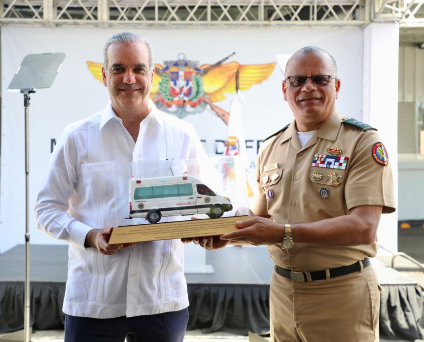 Abinader inaugura primera fase de la planta de ensamblaje de vehículos en San Cristóbal