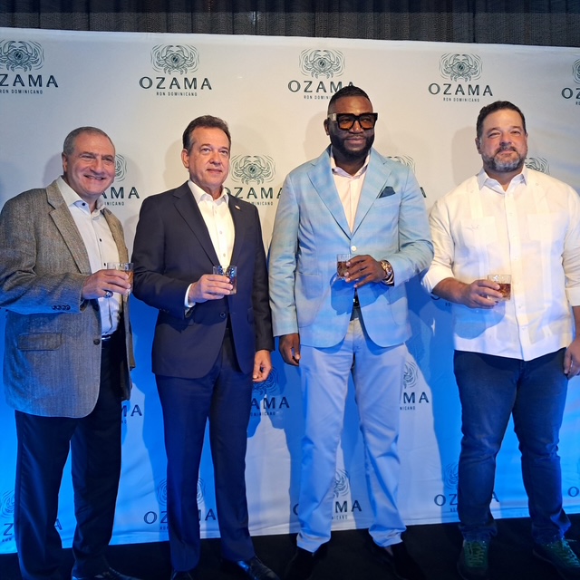 Lanzamiento del “Ron Ozama” (Imagen/Fuente externa)