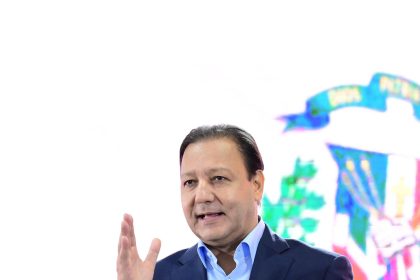 Abel Martínez advierte sobre riesgos de “regularización improvisada” de mano de obra extranjera