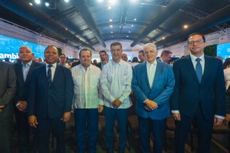 Gobierno presenta nueva estrategia integral para la gestión del tránsito en el Gran Santo Domingo
