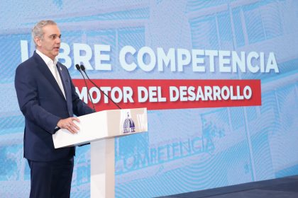 Presidente Abinader presenta avances históricos en libre competencia y destaca liderazgo regional de la República Dominicana