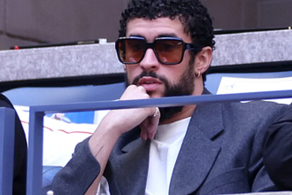 El cantante Bad Bunny está en una gira en la que cantará en Puerto Rico entre julio y septiembre 2025. (Foto Prensa Libre: AFP)