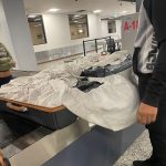 DNCD apresa extranjera con 2 maletas llena de marihuana