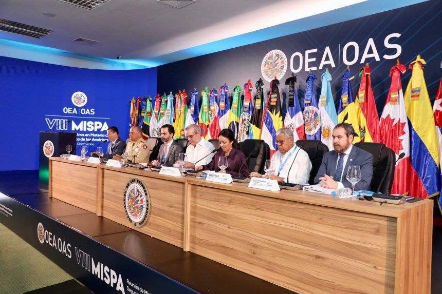 Presidente Abinader exhorta a no bajar la guardia contra la criminalidad, asegurando que la delincuencia no duerme