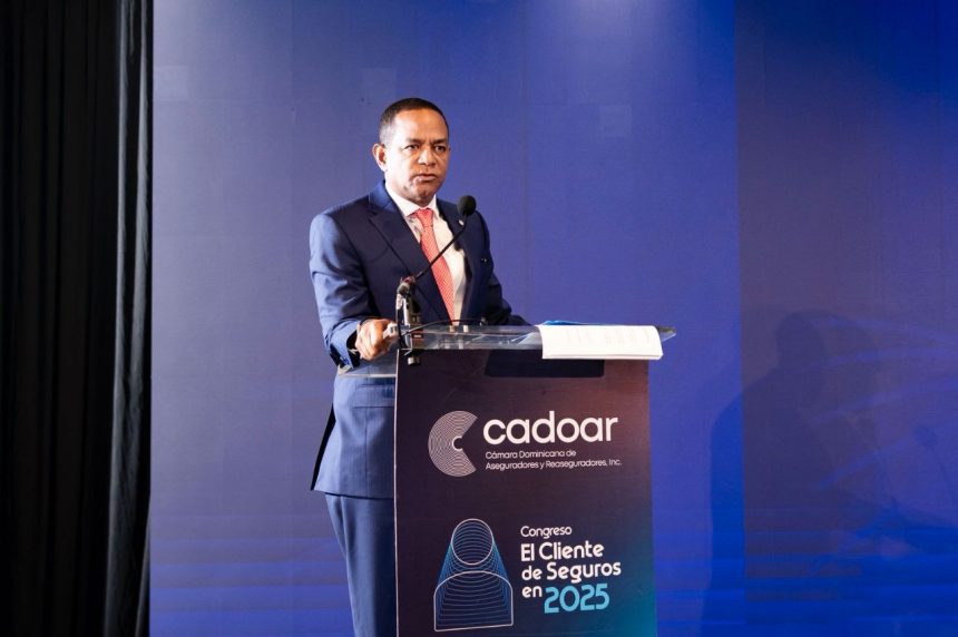 Cadoar aboga por reforma integral a la Ley de Seguros; destaca esa rama se posiciona como industria estratégica