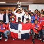 Recibimiento en el Aeropuerto Internacional de Las Américas de los Bicampeones de la Serie del Caribe Kids.