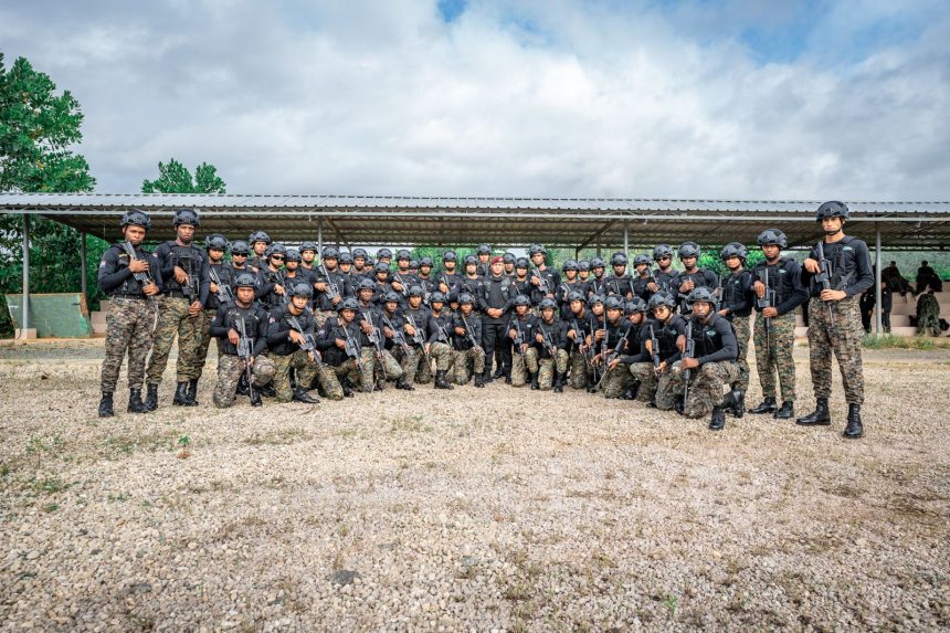 MIDE gradúa a cadetes y soldados en cursos de Operaciones Tácticas Especiales en Áreas Urbanas y Tirador de Alta Precisión