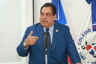 Codenot inaugura diplomado; su presidente exalta transparencia