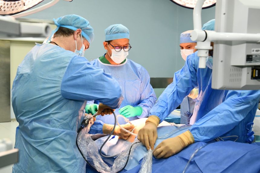 El HOMS realiza la 1era Cirugía Bariátrica Magnética en el Caribe y Centroamérica para el tratamiento de obesidad y diabetes tipo 2