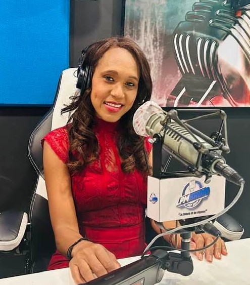 Periodista y Locutora, Jenny Javier