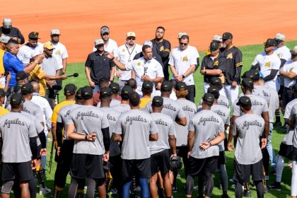 Primer día de práctica de las Águilas Cibaeñas.