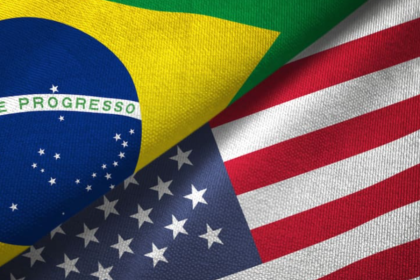 Bandera de Estados Unidos y Brasil. Foto: Getty Images / Oleksii Liskonih