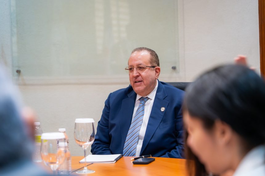 Misión del FMI visita el Ministerio de Hacienda y Economía para consulta anual del Artículo IV