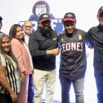 Carlos Peña durante la noche del Sorteo de Novotos de LIDOM 2025.