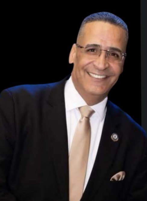 Luis Vélez, Concejal por el Quinto Distrito Paterson, NJ