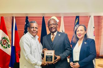 Reconocen a Ulrick Gaillard por 28 años de entrega humanitaria en RD
