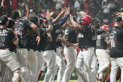 Los Campeones Nacionales eliminan a las Estrellas Orientales 