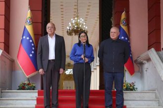 Fuente Externa