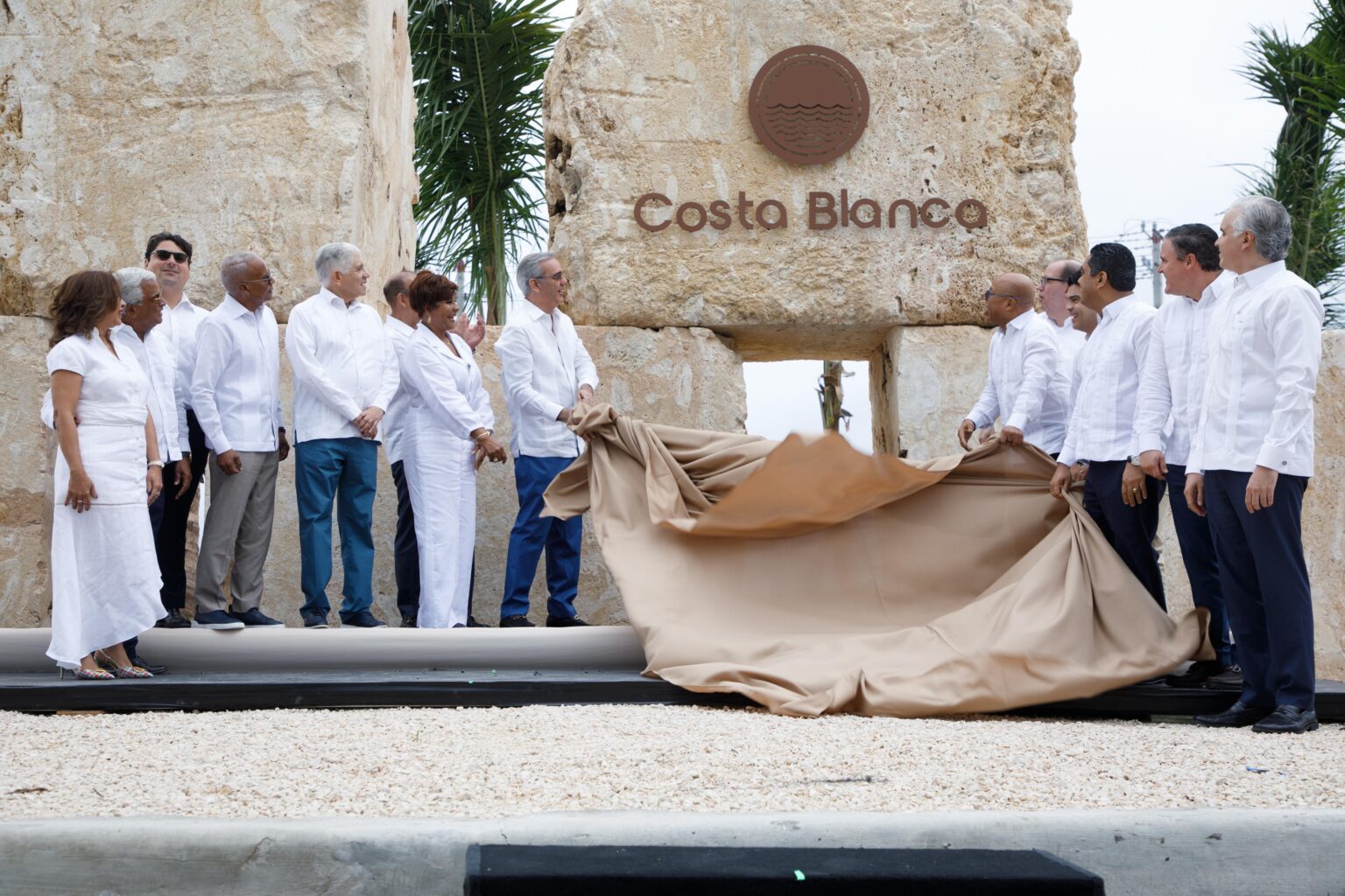 Presidente Abinader anuncia transformación integral de Boca Chica con inversión superior a RD$20 mil millones para impulsar turismo, desarrollo económico y calidad de vida de su gente