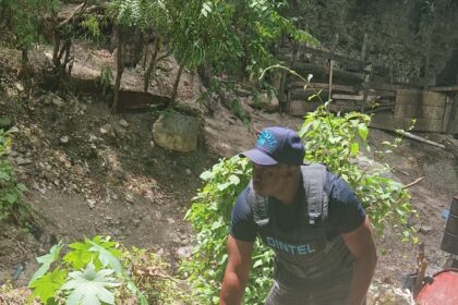 Desmantela fábrica clandestina de CLERÉN Y TAPA ROJA en Azua