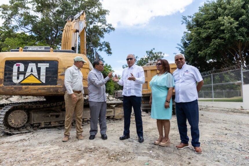 Ministro Andrés Bautista deja iniciados los trabajos de construcción del Jardín Botánico de La Maguana, una obra que impulsará el desarrollo ambiental y sostenible de San Juan