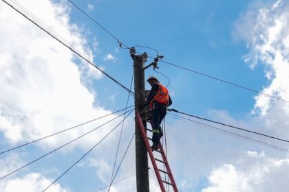 Comunidad de La Cidra, Santiago Rodríguez, inaugura hidroeléctrica construida con apoyo de diversas entidades